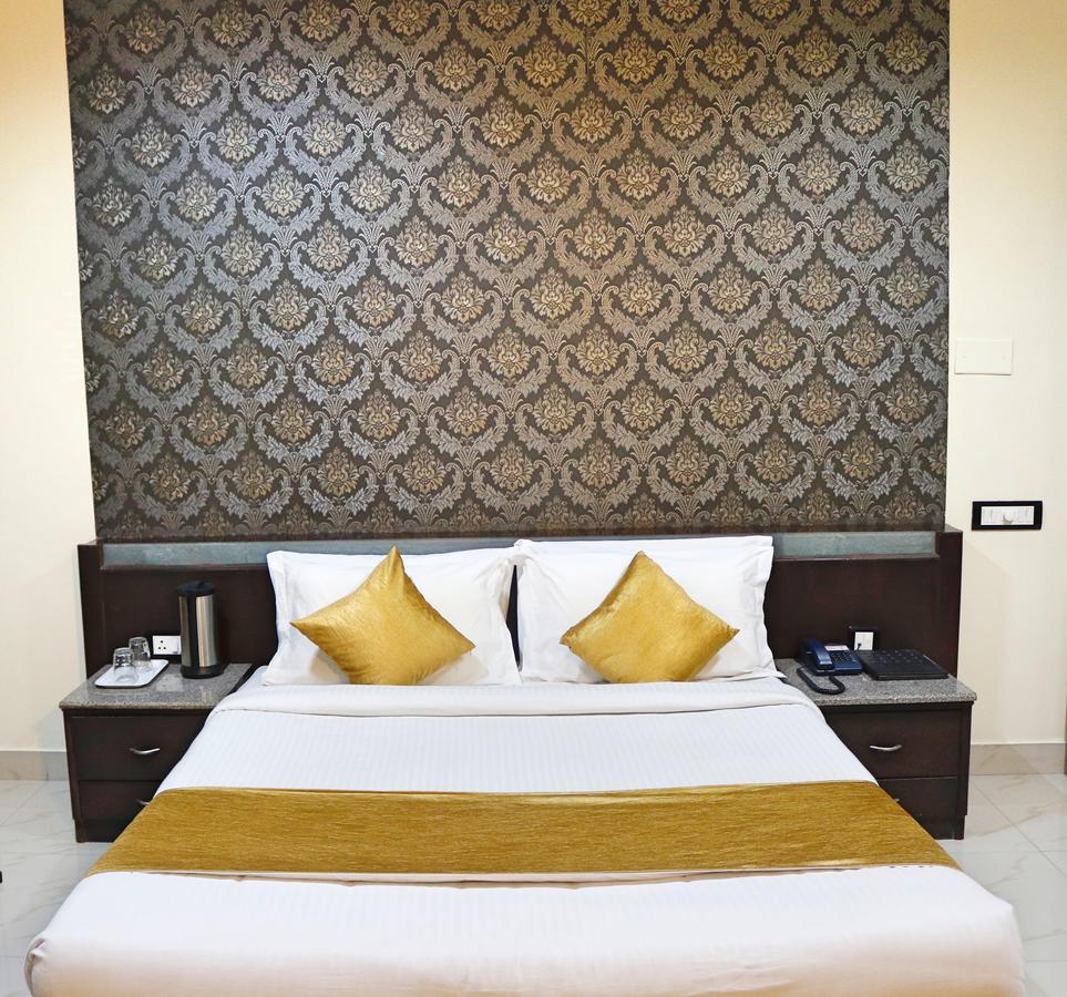 Hotel The Club Bengaluru Zewnętrze zdjęcie